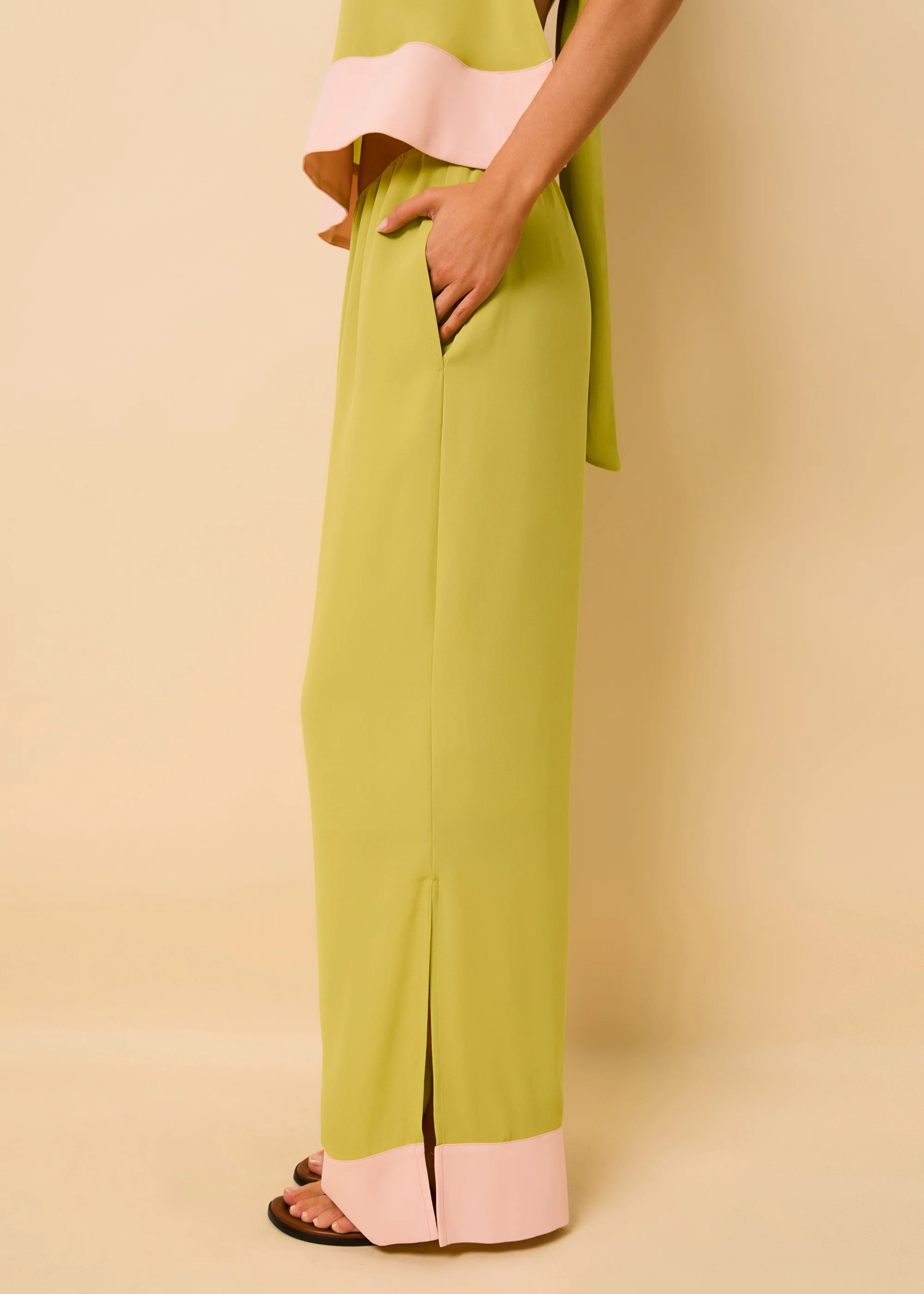 Antonia Pant Luxe Drape Guava / Sandbar - Image 3