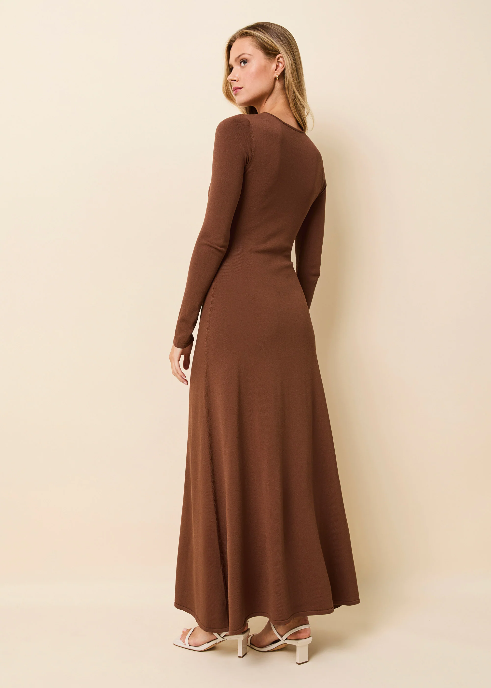 Dora Dress Coconut - Image 3