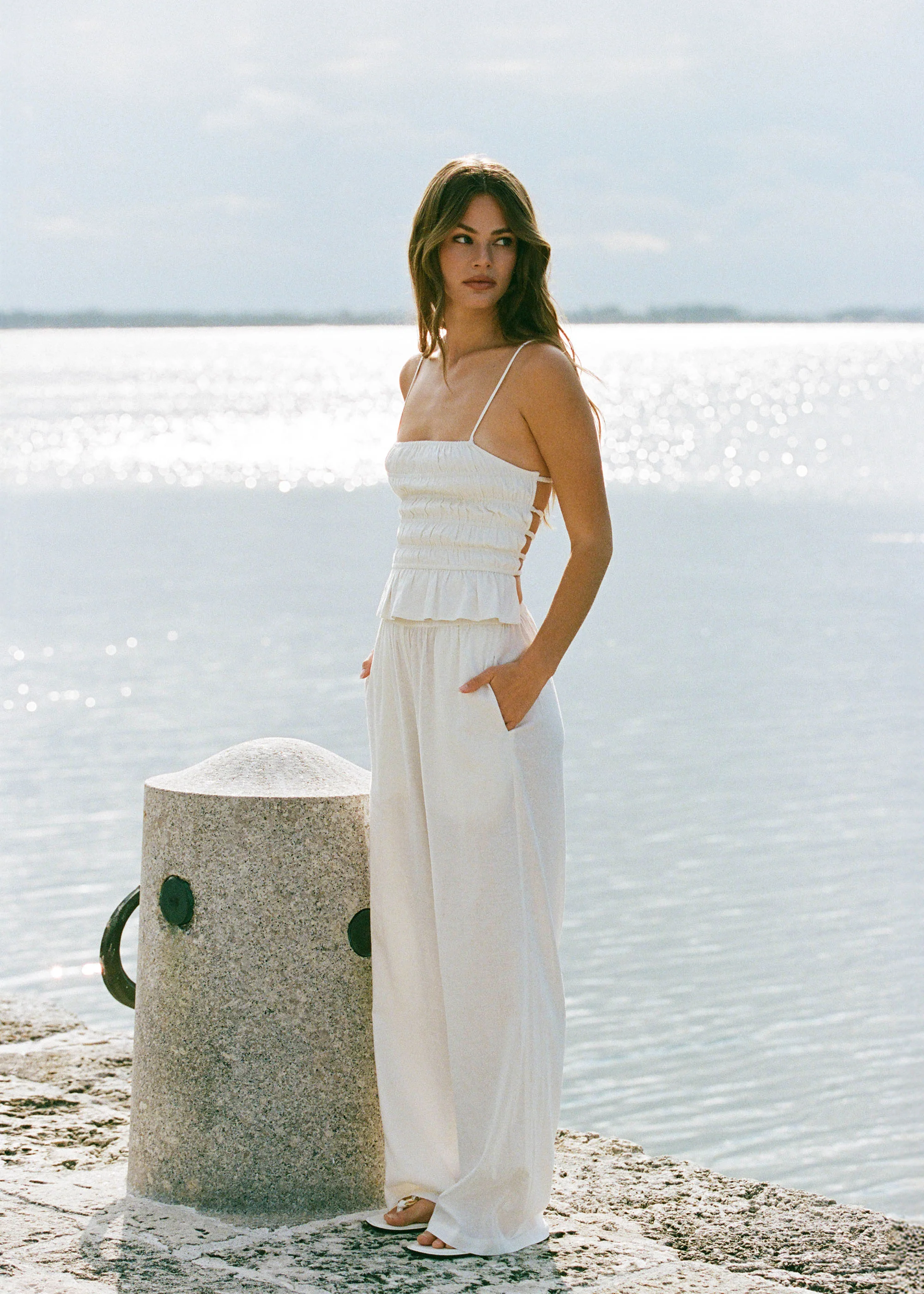 Delta Top Linen Optic White - Image 5